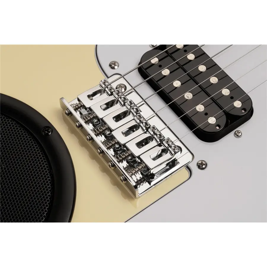 56-vox-apc-2-white-c1020100338_9