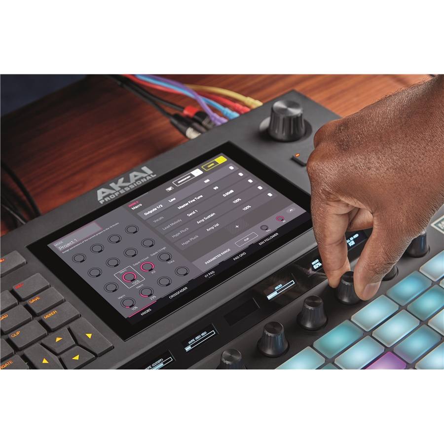 8-akai-professional-force-6020005090_9