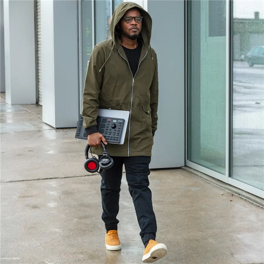 8-akai-professional-mpc-studio-2-1070019037_8