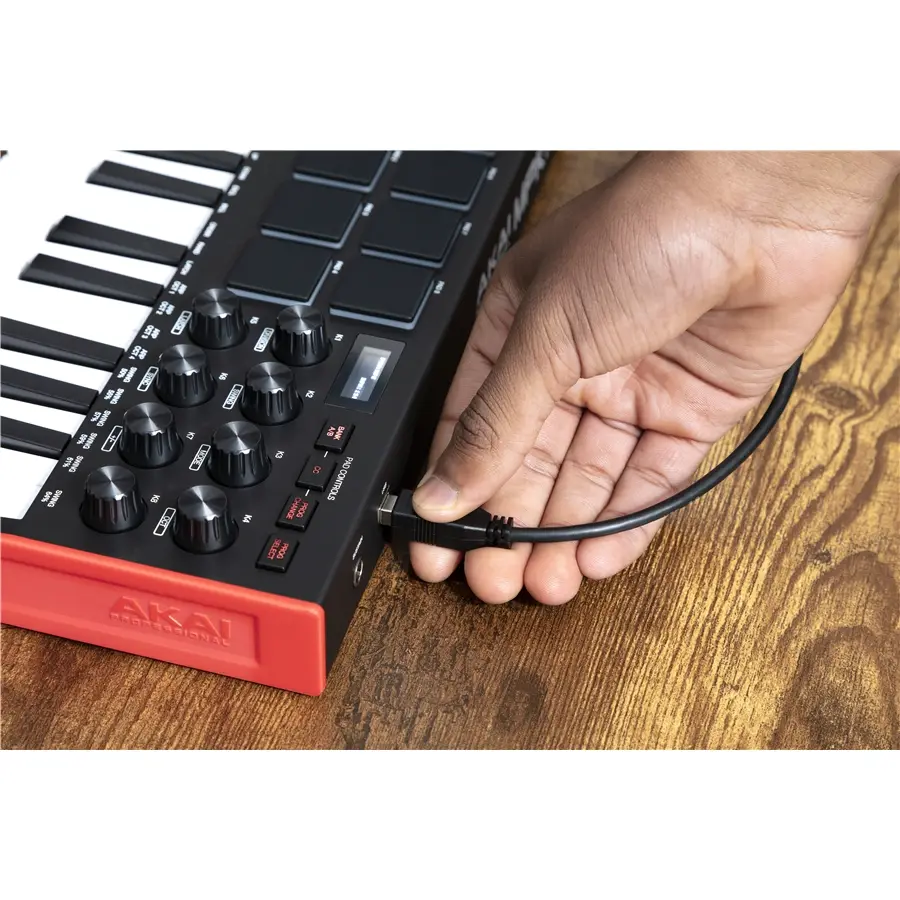 8-akai-professional-mpk-mini-mkiii-1070015543_9