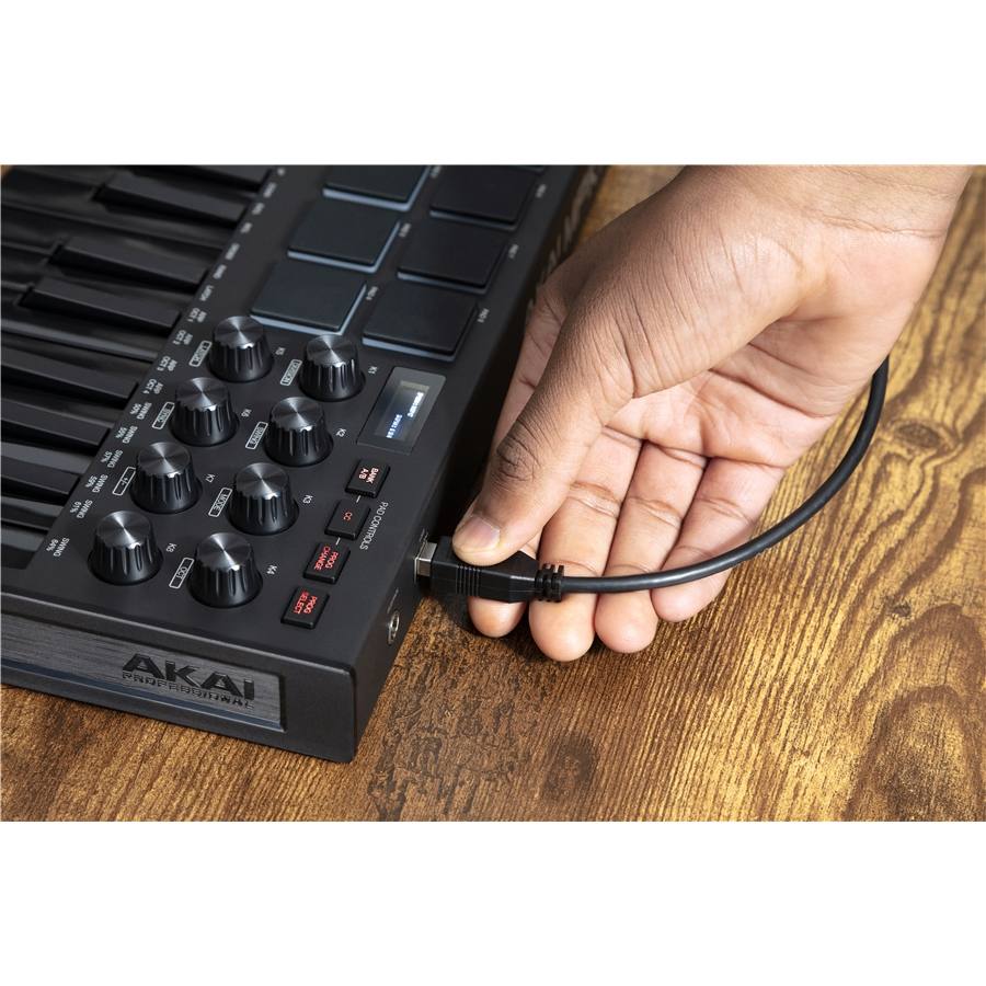 8-akai-professional-mpk-mini-mkiii-black-1070015544_10