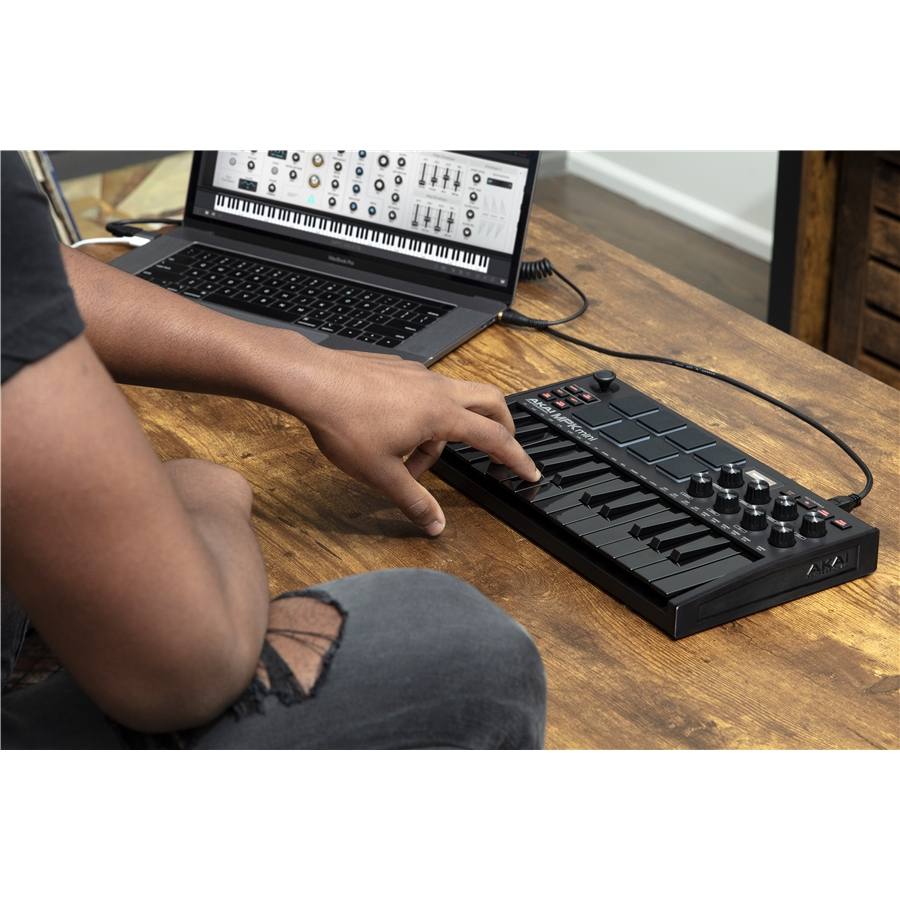 8-akai-professional-mpk-mini-mkiii-black-1070015544_12