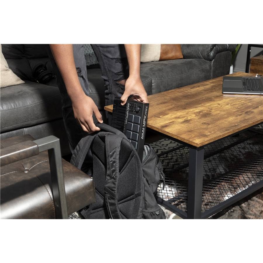 8-akai-professional-mpk-mini-mkiii-black-1070015544_7