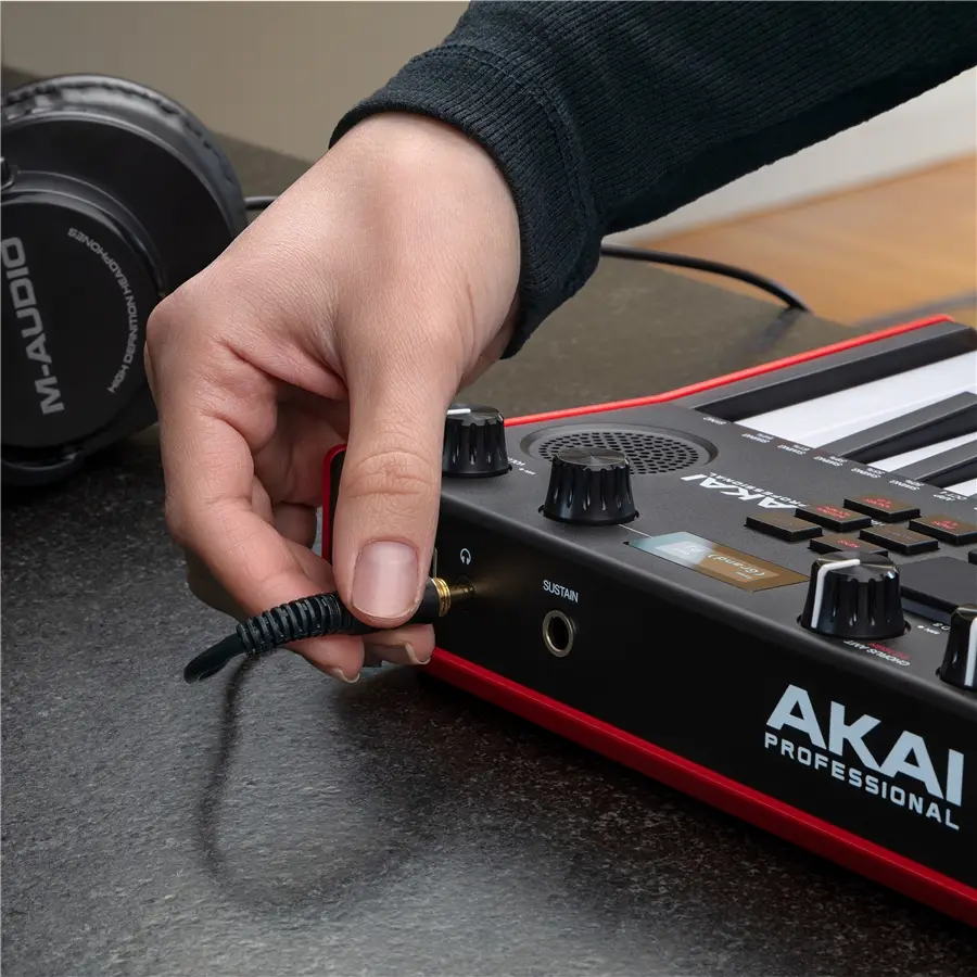 8-akai-professional-mpk-mini-play-mk3-1070015548_8