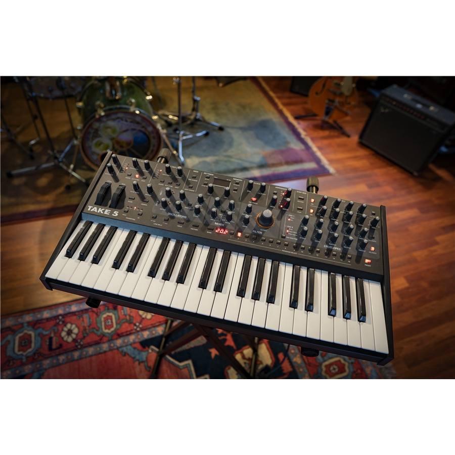 83-sequential-take-5-17900016_8