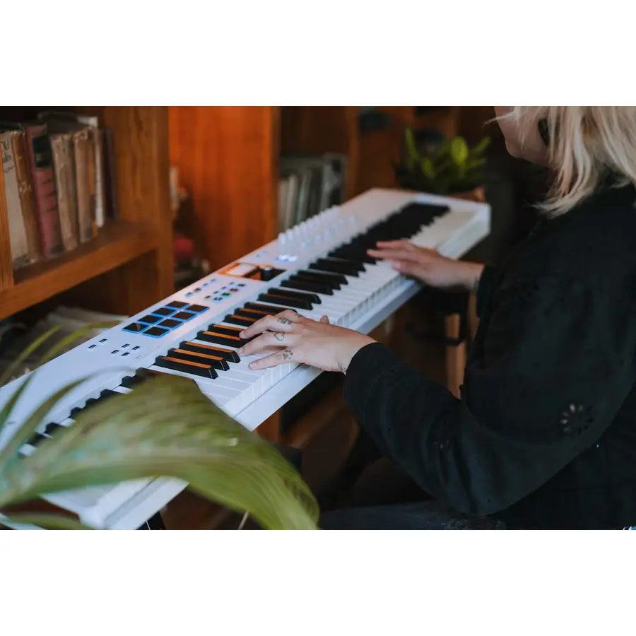 arturia-keylab-essential-88-mk3-white-13600028-4