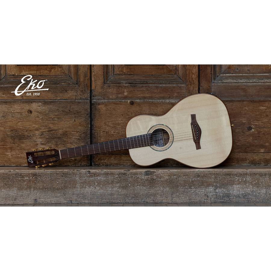 I modelli Parlor della serie Marco Polo di Eko Guitars