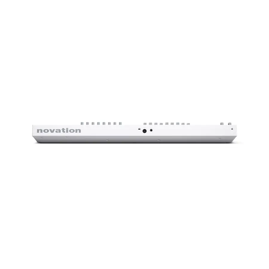 novation-launchkey-61-mk4-white-14400051-0
