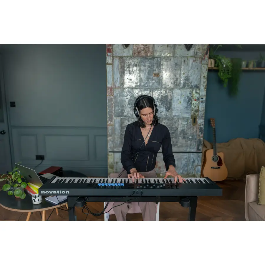 novation-launchkey-88-mk4-14400052-7