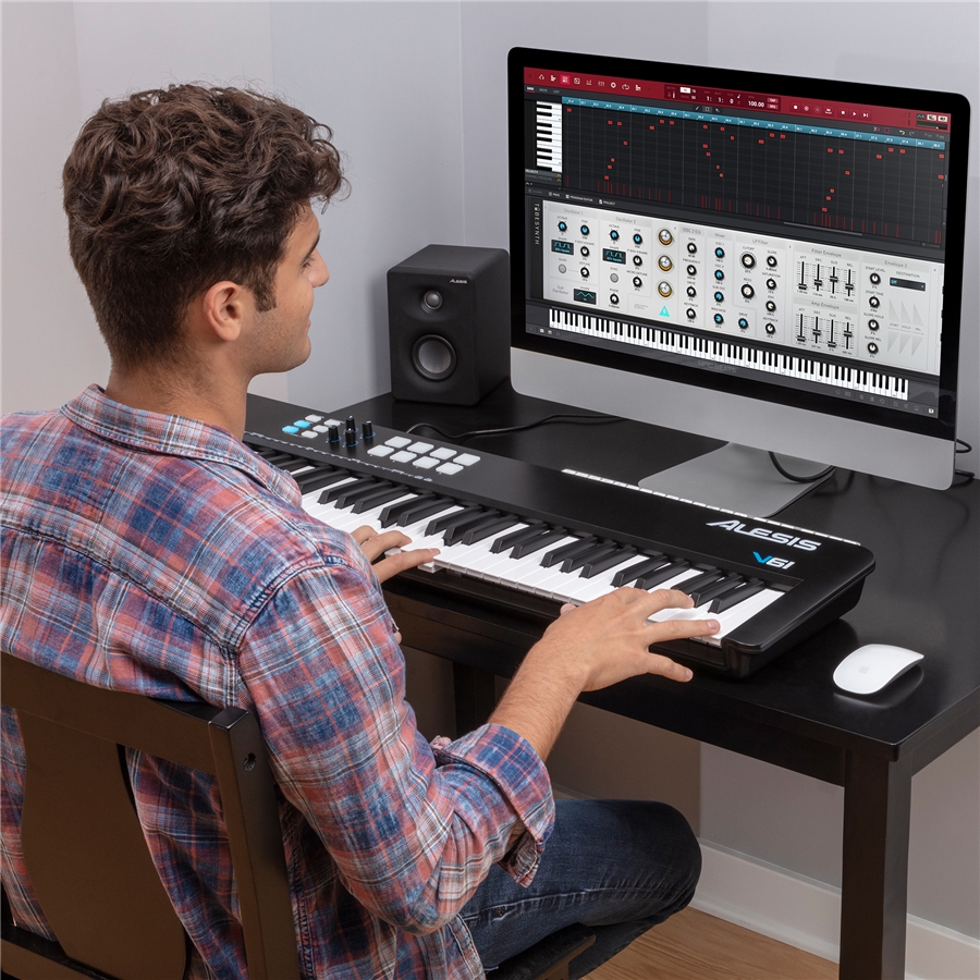 10-alesis-v61-mkii-1070007712_7