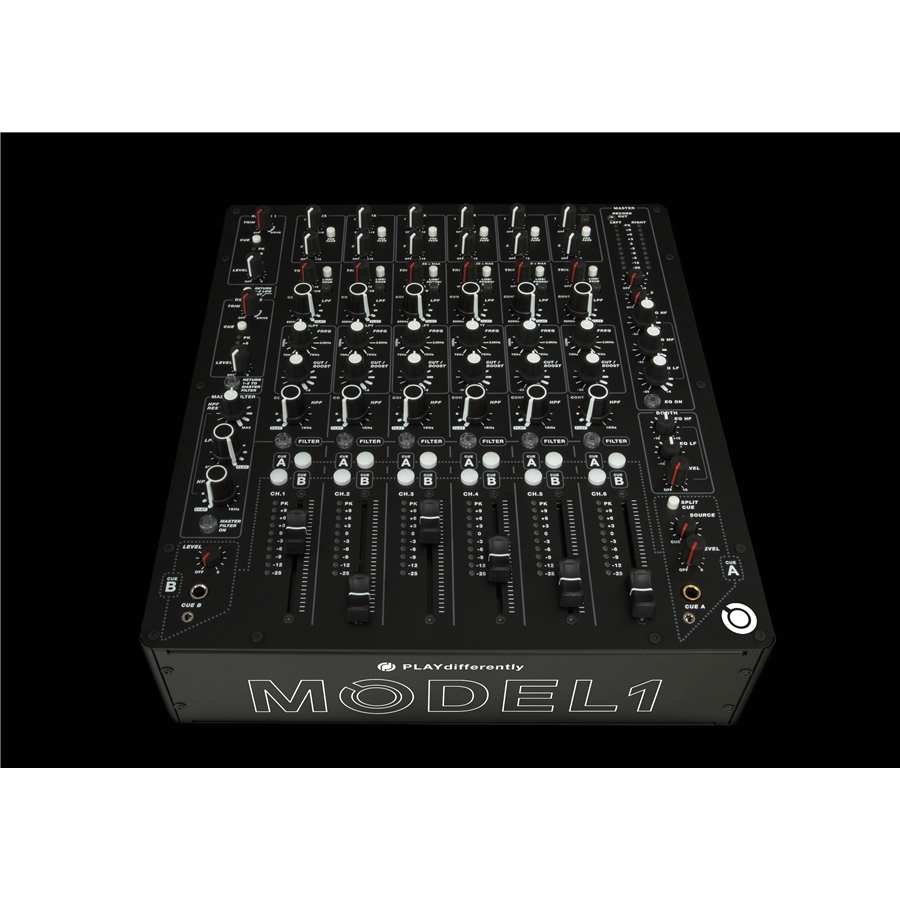 11-allen-heath-play-differently-model-1-gal61901010_4