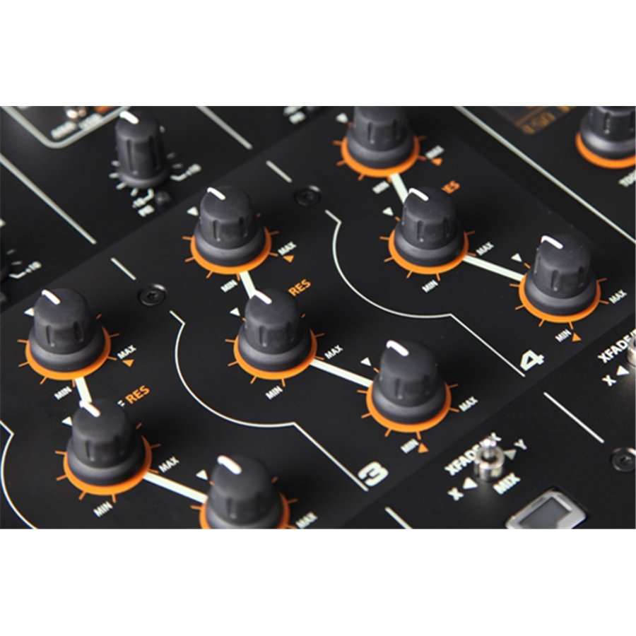 11-allen-heath-xone-db2-gal61900069_5