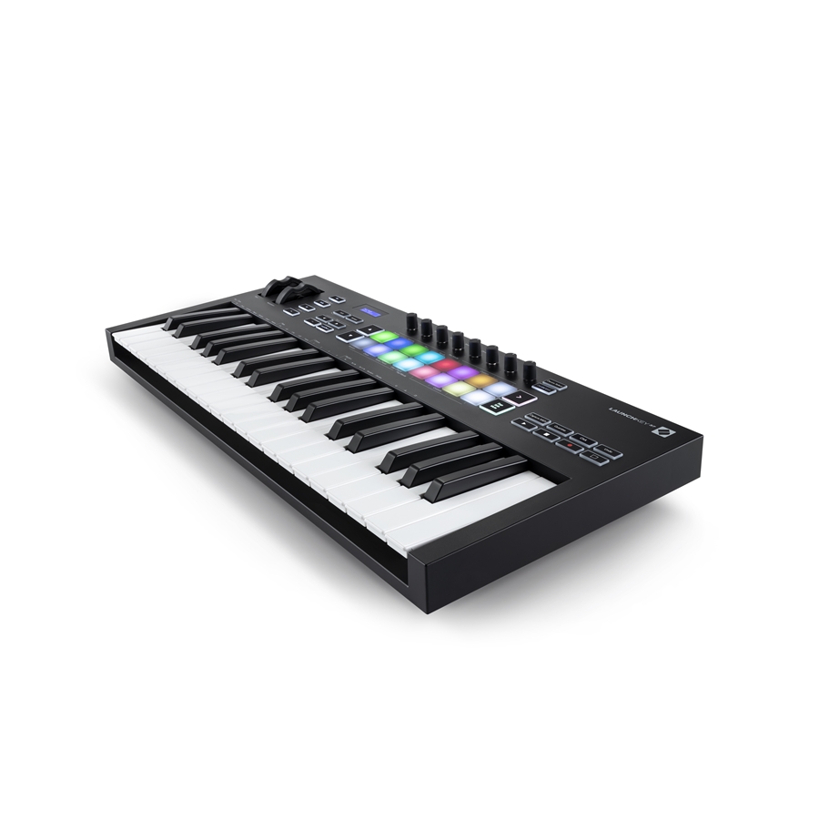 110-novation-launchkey-37-mk3-14400016_3