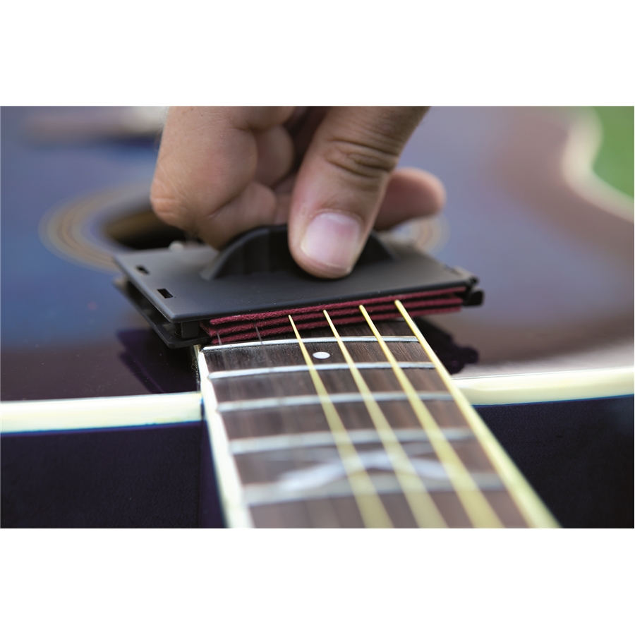 16-eko-guitars-gbu-cleaner-16100400_0