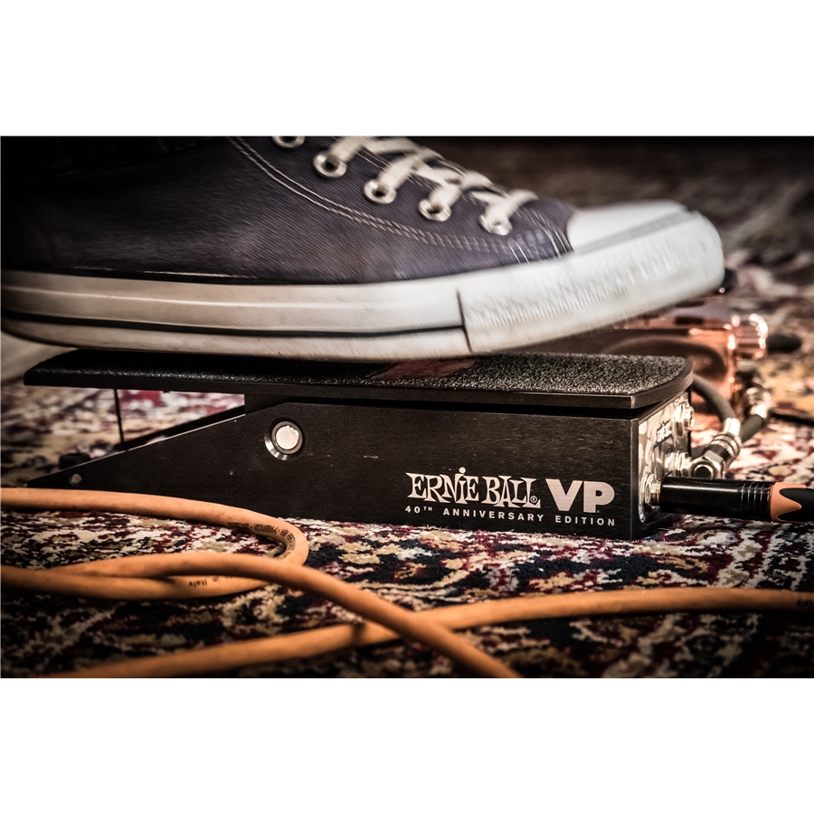 22-ernie-ball-pedale-volume-40th-anniversario-p06110_1