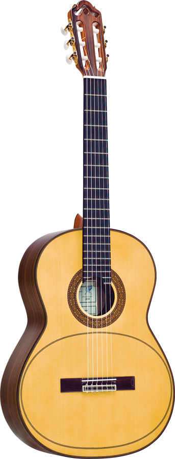 23-esteve-artista-membrana-chitarra-classica-06190141_0