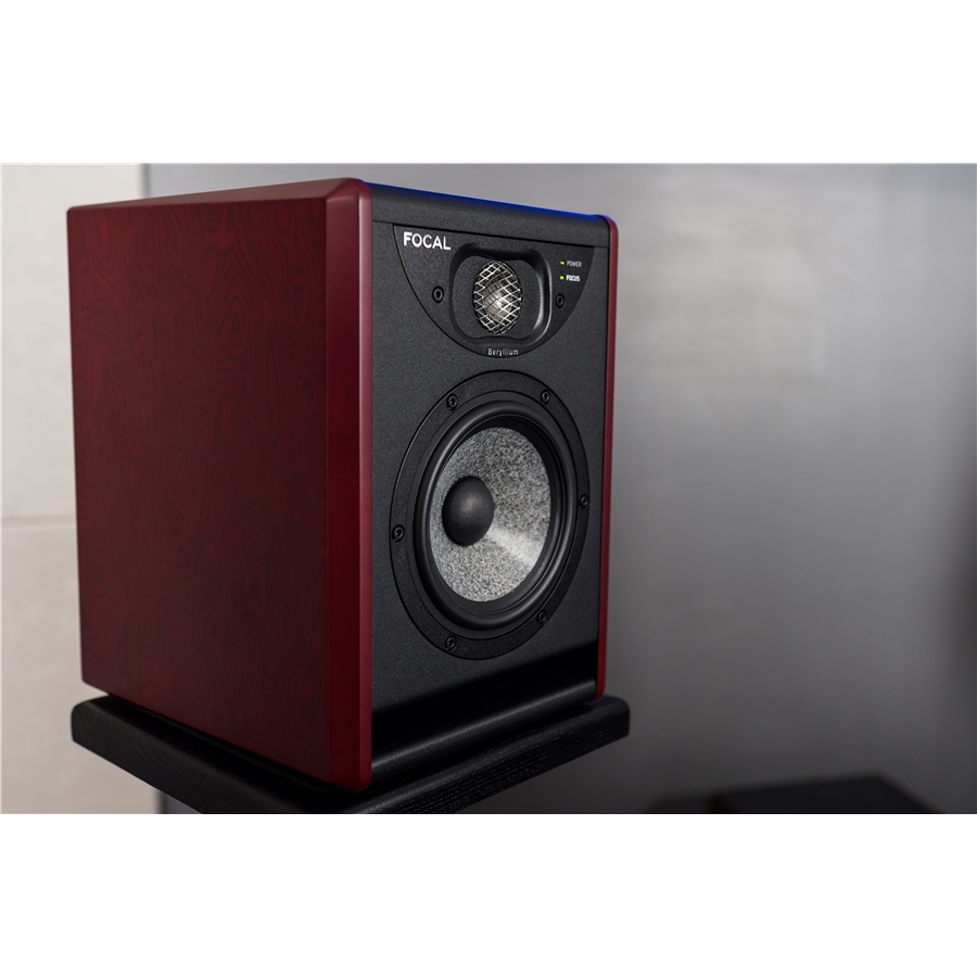 25-focal-solo6-11000067_6