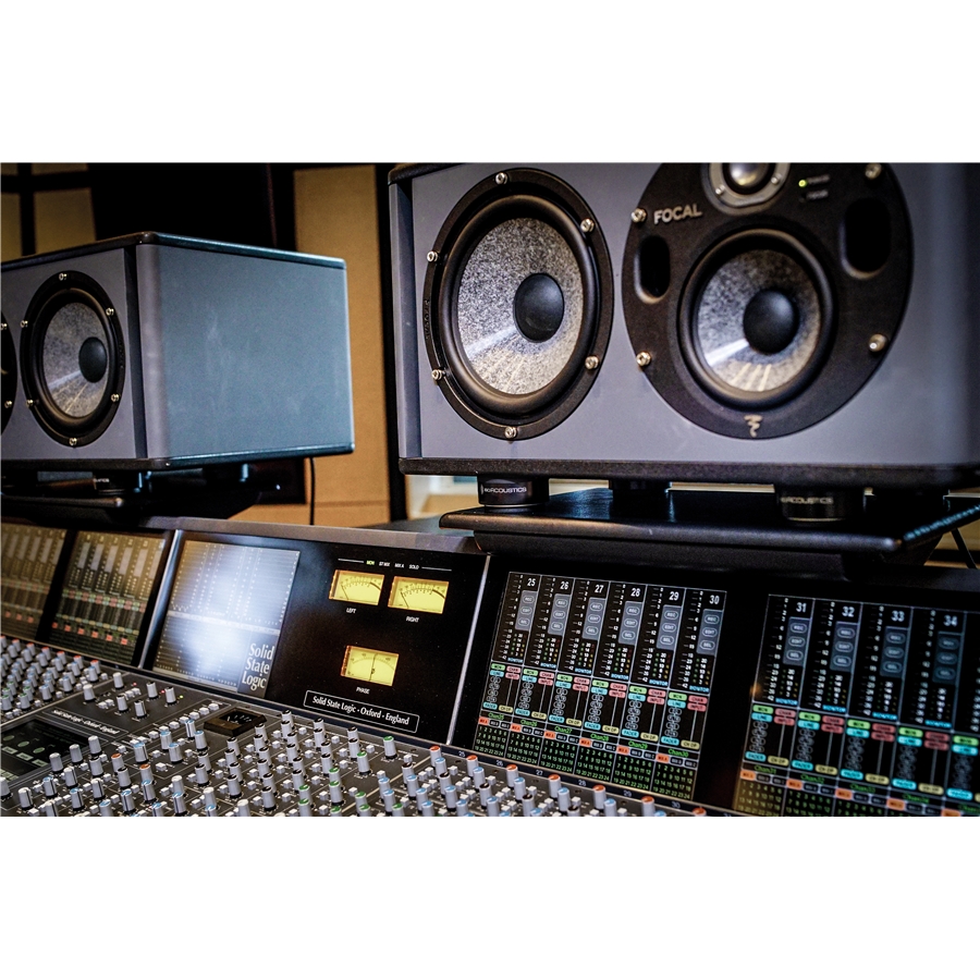 29-isoacoustics-iso-puck-15900035_6