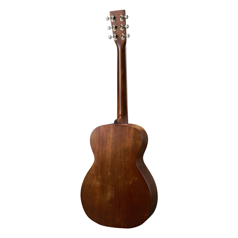 33-martin-co-0-17-jason-isbell-left-06601441_1