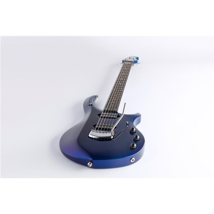 35-music-man-majesty-2019-kinetic-blue-mm-611bh5000cscr_2