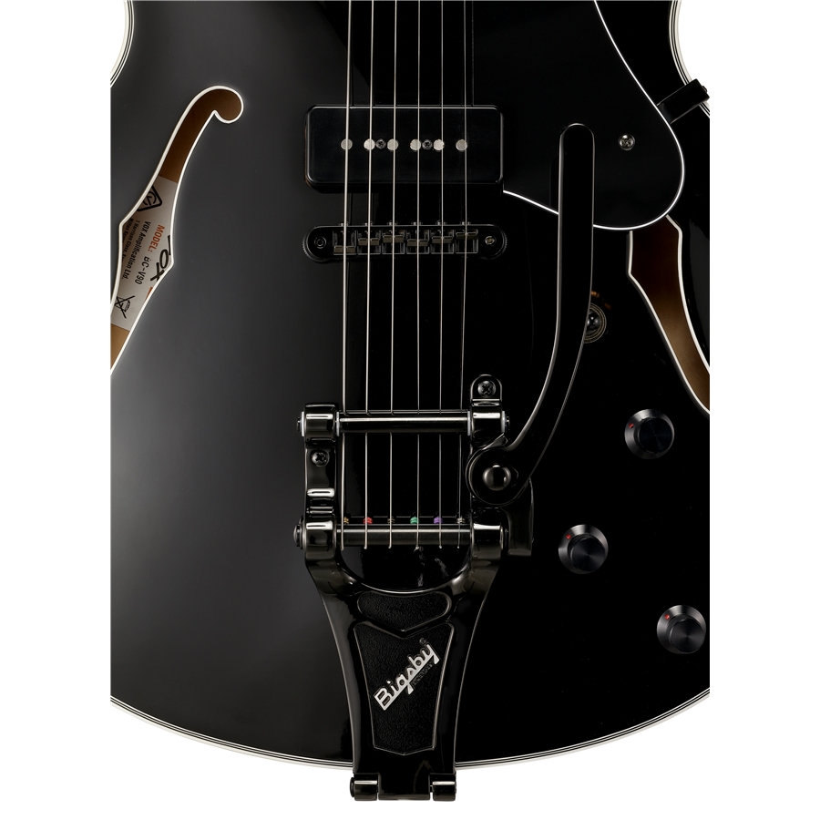 56-vox-bobcat-v90b-bigsby-jet-black-c1030152018_2