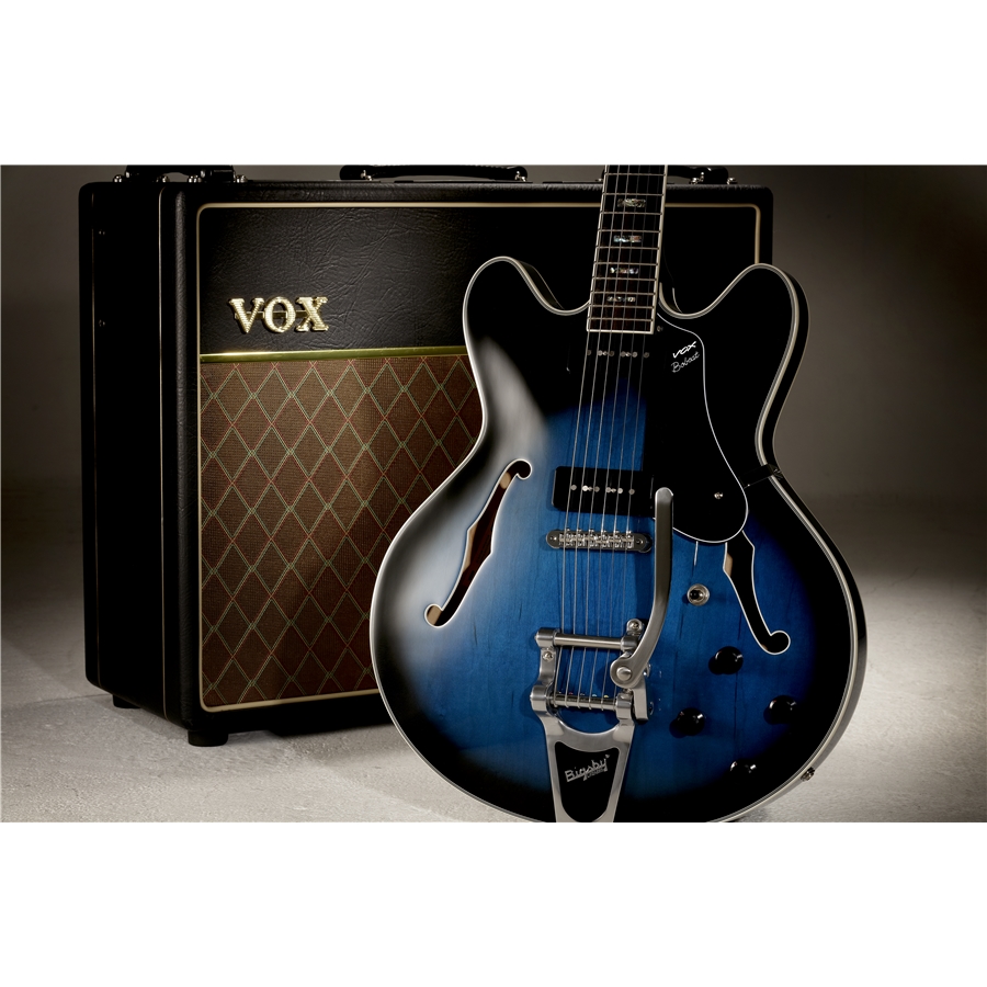 56-vox-bobcat-v90b-bigsby-sapphire-blue-c1030152019_3