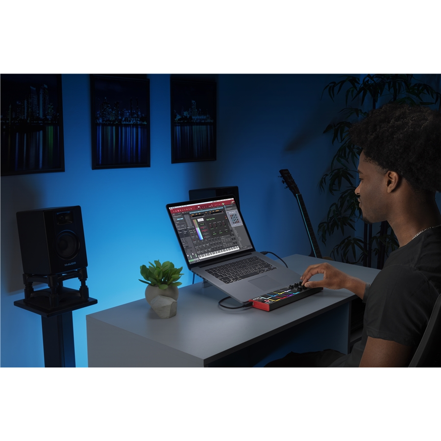 8-akai-professional-lpd8-mkii-usb-midi-pad-controller-1070009036_7