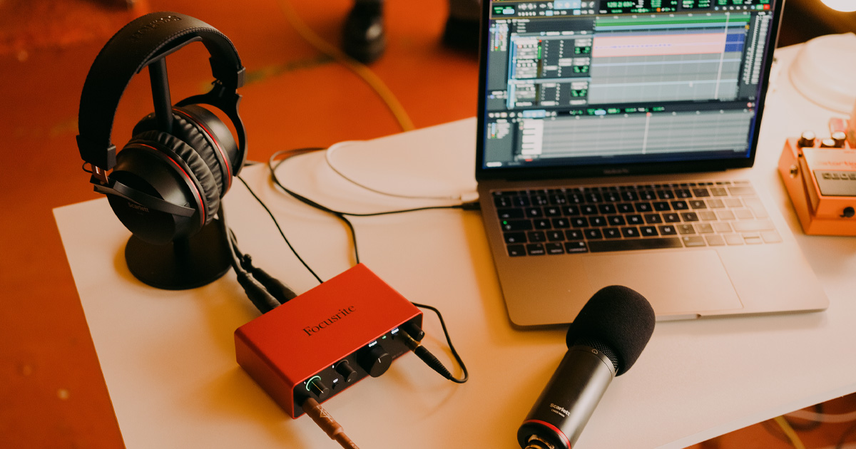 Focusrite Scarlett Solo Studio 4th Gen